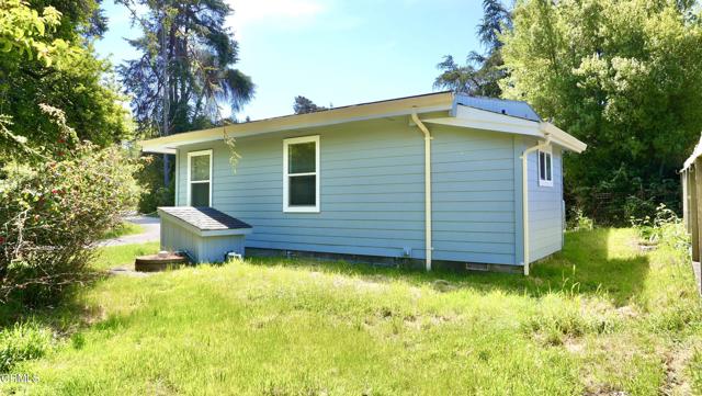 19260 Summers Lane, Fort Bragg CA: https://media.crmls.org/mediaz/041fbf0d-cbb9-4590-88b2-a54903c4b766.jpg