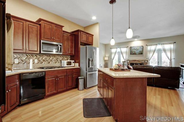 Image 3 of 6 For 72400 Cactus Dr