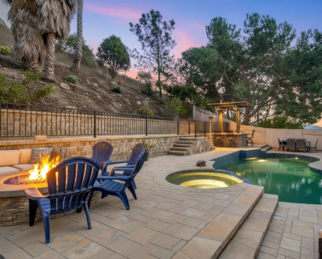 13647 Paseo Cardiel, San Diego CA: https://media.crmls.org/mediaz/0420b8ee-7d2b-4b9a-9a5a-7071a8803517.jpg