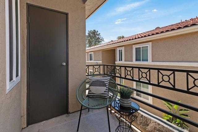 7545 Charmant, San Diego CA: https://media.crmls.org/mediaz/0420d1de-8afa-41b4-8593-965c737f8724.jpg