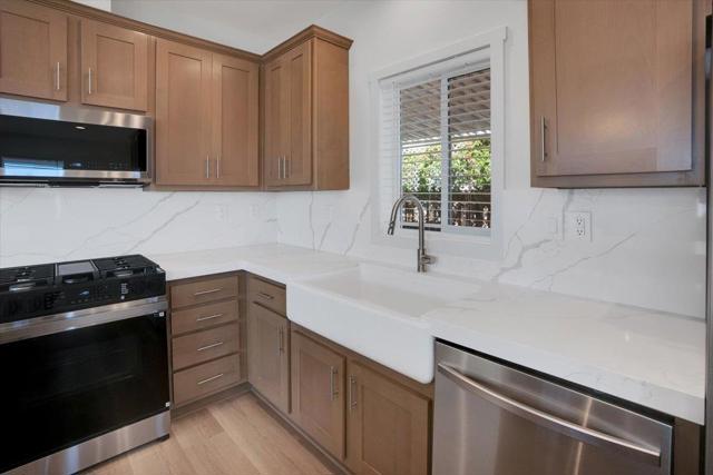 144 Holm Road, Watsonville CA: https://media.crmls.org/mediaz/0420e591-8231-4680-9372-55f177cd1733.jpg