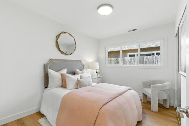 417 Hiller Street, Belmont CA: https://media.crmls.org/mediaz/04217216-6f40-4c66-bdbe-397513260f32.jpg