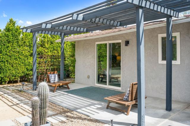 3059 N Biskra Road, Palm Springs CA: https://media.crmls.org/mediaz/0421c532-a48d-4b81-a6f7-90f42aaaa9f7.jpg