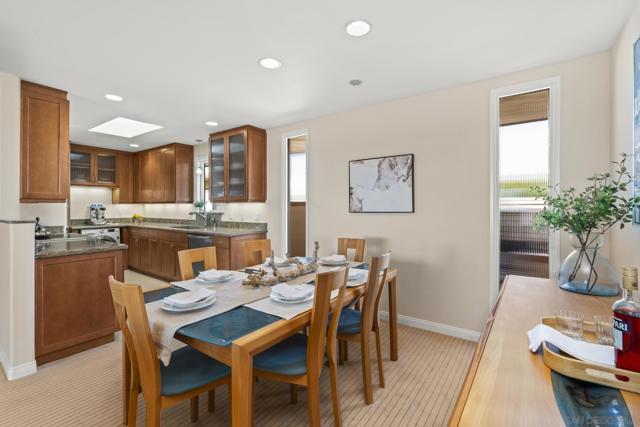 429 S Sierra Ave, Solana Beach CA: https://media.crmls.org/mediaz/0421c803-5352-4c6e-ae77-cdac4f3c66a0.jpg