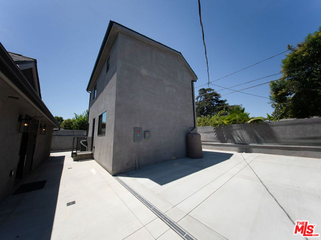 17443 Valerio Street, Van Nuys CA: https://media.crmls.org/mediaz/04221fb4-d22a-4c15-b9d9-829b1c2b215f.jpg