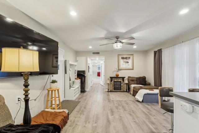 14225 Lora Drive, Los Gatos CA: https://media.crmls.org/mediaz/0422b1f9-5edb-4467-93d3-e20def562056.jpg