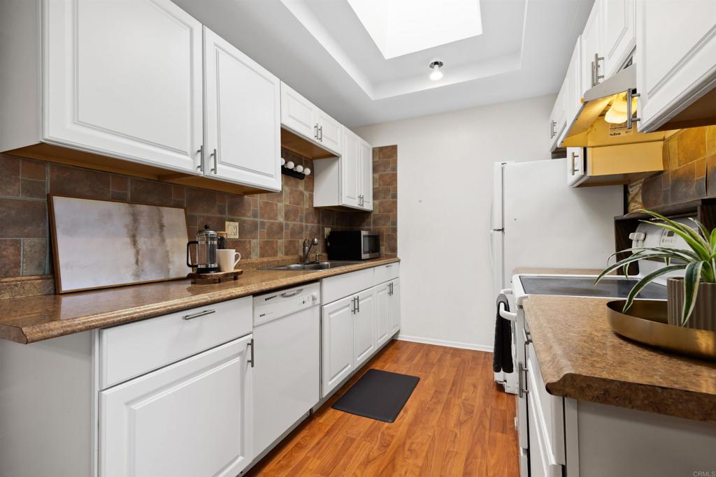 2336 Hosp Way - photo 7