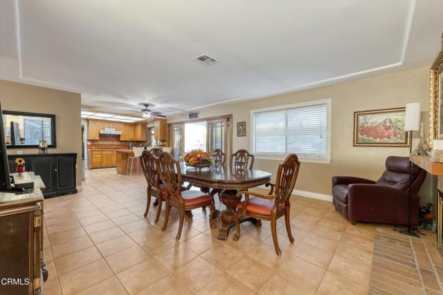 Detail Gallery Image 20 of 70 For 652 Stonebrook St, Simi Valley,  CA 93065 - 4 Beds | 2/1 Baths