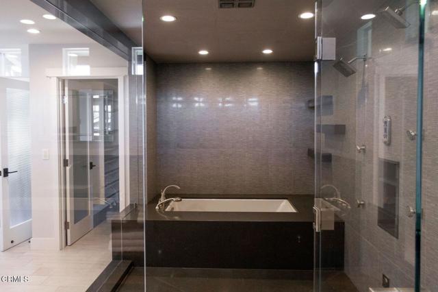 Detail Gallery Image 19 of 56 For 1520 Mandalay Beach Rd, Oxnard,  CA 93035 - 4 Beds | 3 Baths