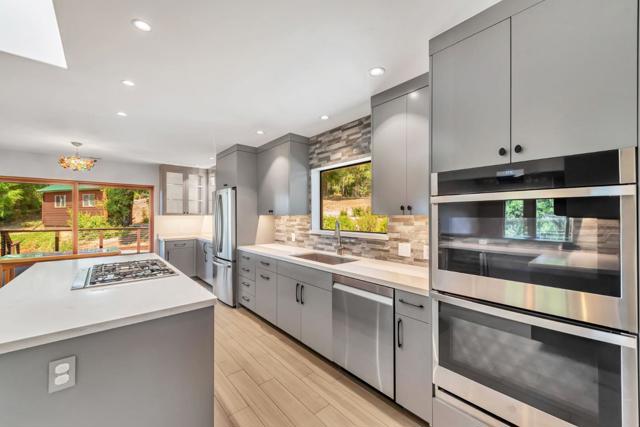 950 Oak Ridge Road, Los Gatos CA: https://media.crmls.org/mediaz/04248a85-f679-4712-91a1-13c98ead2376.jpg