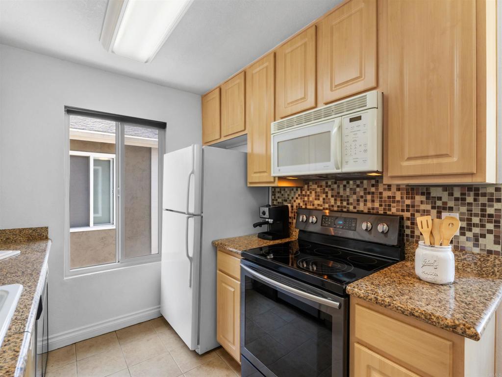 3938 Arizona Street - photo 7