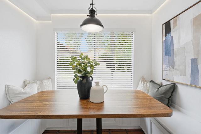 Detail Gallery Image 15 of 50 For 3694 Fallon Cir, San Diego,  CA 92130 - 2 Beds | 2 Baths