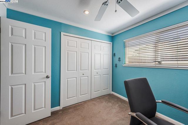 4318 Ellen Way, Union City CA: https://media.crmls.org/mediaz/04258470-6983-404f-a044-12618e27b9ab.jpg