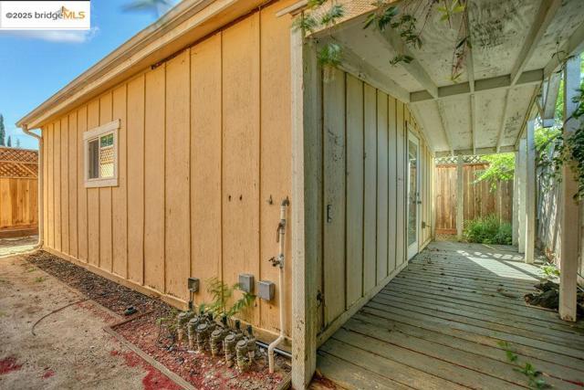 5071 Bonwell Drive, Concord CA: https://media.crmls.org/mediaz/0426e66b-9df4-45f5-b321-170574d220f1.jpg
