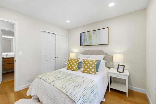 800 Fountain Park Lane, Mountain View CA: https://media.crmls.org/mediaz/0426fa71-483f-4750-8a98-09e88abcb5d3.jpg