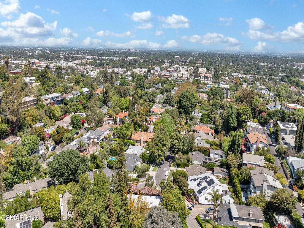 13606 Oak Canyon AvenueSherman Oaks img 10