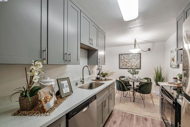 14101 e 14th, San Leandro CA: https://media.crmls.org/mediaz/042774f9-e66a-498d-98d1-8c8c5c5e201f.jpg