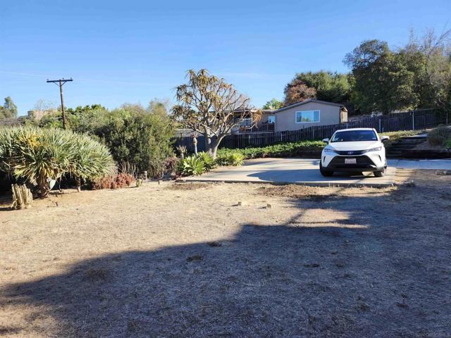 238 Lilac Dr., El Cajon CA: https://media.crmls.org/mediaz/0427875e-ad05-46d3-b5e7-4c54fb02a2fb.jpg