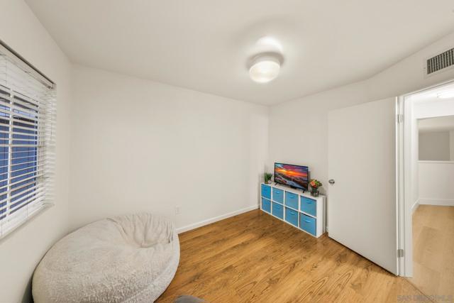 10602 Rancho Carmel Dr., San Diego CA: https://media.crmls.org/mediaz/04281809-0eb1-4a03-9fbb-8b7596c93ff7.jpg