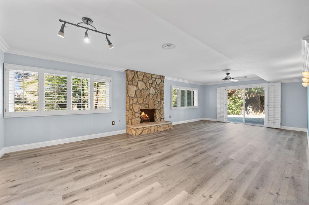 MLS #250041337SD image #33