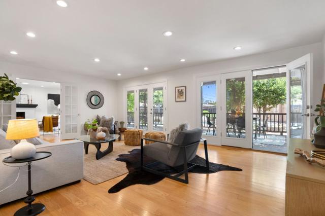 934 Hickory Way, Fremont CA: https://media.crmls.org/mediaz/0428846e-dba0-421b-9fe8-e6c6e81df795.jpg