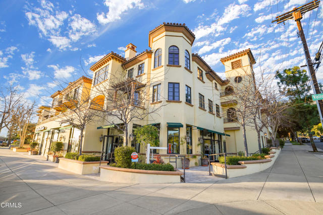 985 N Michillinda Avenue, Pasadena CA: https://media.crmls.org/mediaz/04292ed7-e6c2-40b3-b99c-2e3e2dc5049a.jpg