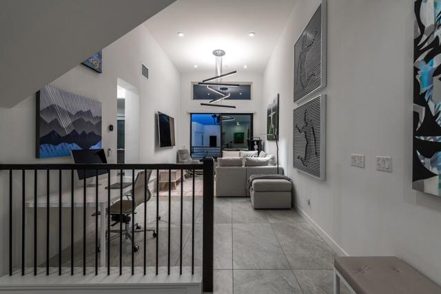 294 Mayfair Way, Palm Springs, CA 92264