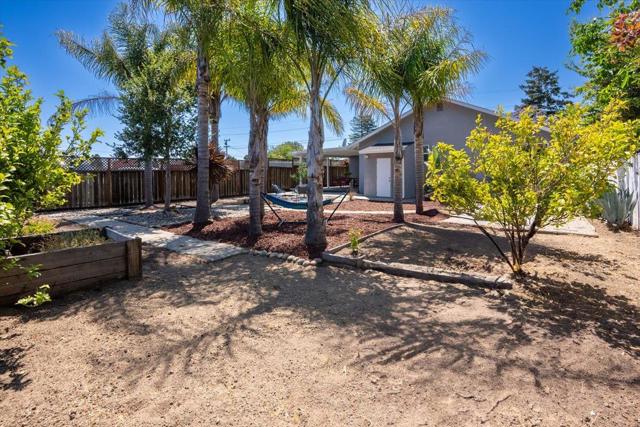 140 Suburbia Avenue, Santa Cruz CA: https://media.crmls.org/mediaz/042a32e7-0227-4afe-a9ae-82cc386be90e.jpg