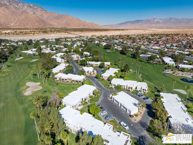 67488 Toltec Court, Cathedral City CA: https://media.crmls.org/mediaz/042a57b2-90b1-4495-91ba-280ac5fd2cb5.jpg