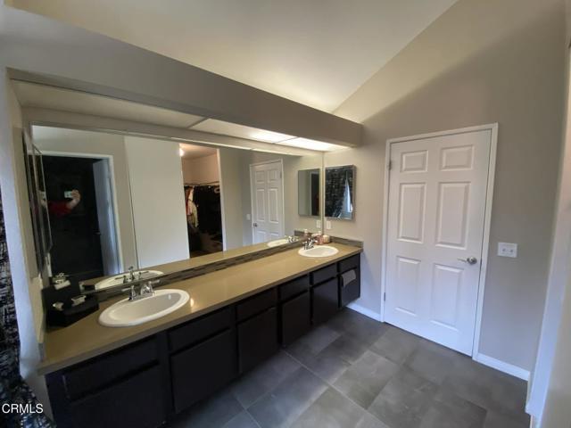 Detail Gallery Image 33 of 43 For 332 Morningside Ter, Palmdale,  CA 93551 - 5 Beds | 2/1 Baths