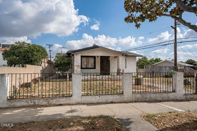 Detail Gallery Image 2 of 34 For 2218 S Meridian Ave, Alhambra,  CA 91803 - 2 Beds | 2 Baths