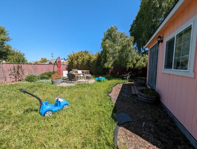 3039 Andrade Avenue, Richmond CA: https://media.crmls.org/mediaz/042c6680-6df4-4310-b25b-a5e669c0a2ca.jpg