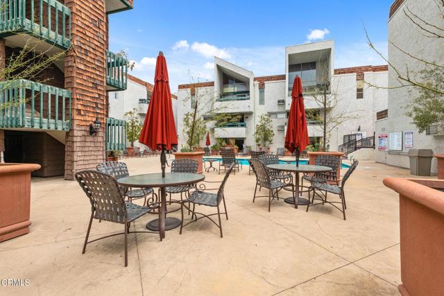 Detail Gallery Image 21 of 27 For 360 S Euclid Ave #317,  Pasadena,  CA 91101 - 2 Beds | 2 Baths