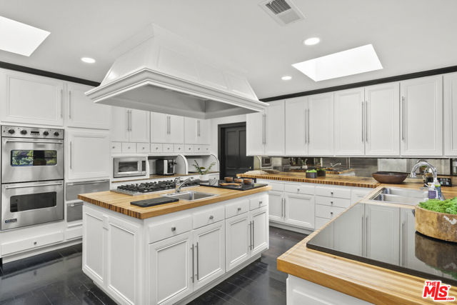 Drew Fenton | 10981 Bellagio Road Los Angeles CA | MLS: 7860268