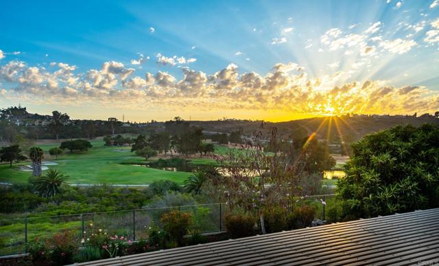 6767 Malachite Place, Carlsbad CA: https://media.crmls.org/mediaz/042ed6df-ef06-4024-824f-3b51026991a7.jpg