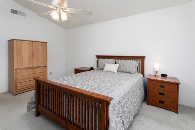847 Amber Avenue, Clovis CA: https://media.crmls.org/mediaz/042ee03d-5d8c-42eb-84f8-db2130d448bb.jpg