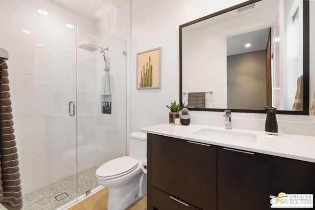 190 Obsidian Loop, Palm Springs CA: https://media.crmls.org/mediaz/042f3058-a874-4f43-9fe1-64b4d599f398.jpg