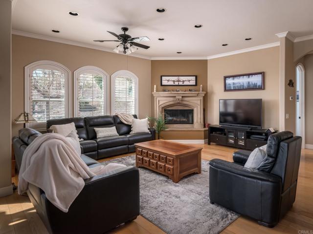 30419 Canyon Estates Road, Vista CA: https://media.crmls.org/mediaz/042fa7f5-1dd5-4330-b5cf-318cd7833c16.jpg