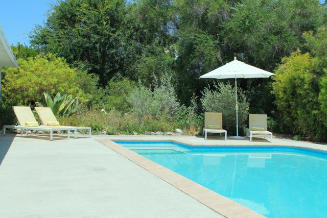 278 N Sunset Way, Palm Springs CA: https://media.crmls.org/mediaz/0430888f-d2a2-4126-953d-284d0c3a766a.jpg