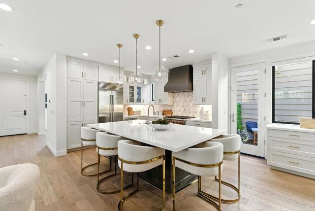 405 Spruce Lane, Palo Alto CA: https://media.crmls.org/mediaz/0430c164-0230-4737-b88a-43598a7f7b06.jpg