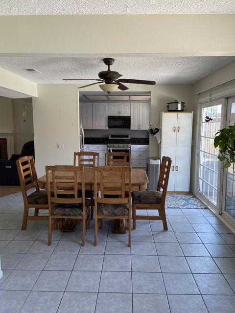 10320 Plaza Paseo Dr., Lakeside CA: https://media.crmls.org/mediaz/0431b4d1-9e2d-4d11-9e9d-1504175d26fe.jpg