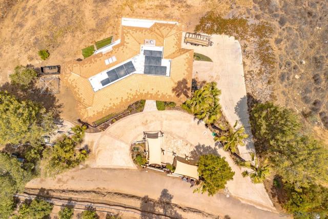 20329 Luchs Rd, Perris CA: https://media.crmls.org/mediaz/0431b9c2-eee7-4dd3-80a5-a8898fde96b7.jpg