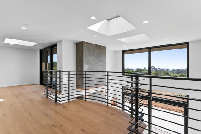 600 Sea View Terrace, La Selva Beach CA: https://media.crmls.org/mediaz/04321718-c289-4bbf-a2ff-c006e20ad180.jpg