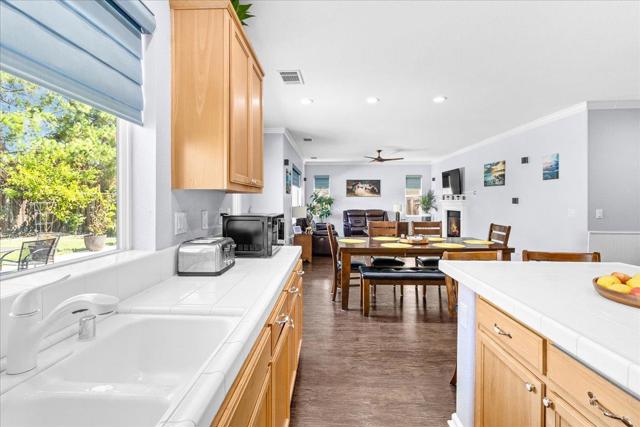 1642 Sycamore Drive, Oakley CA: https://media.crmls.org/mediaz/04328c94-9362-41d2-a0b4-f8f559b916ab.jpg