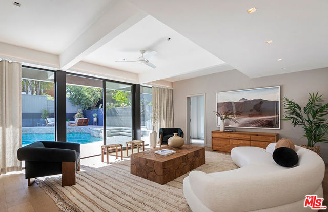 1933 Redcliff Street, Los Angeles CA: https://media.crmls.org/mediaz/04335f09-d011-4eee-8407-bea55a899b8c.jpg