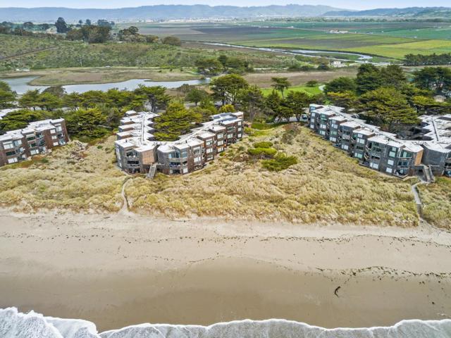 101 Shell Drive, Watsonville CA: https://media.crmls.org/mediaz/0434302c-f885-42e2-8ae0-fc1b6c171ea6.jpg