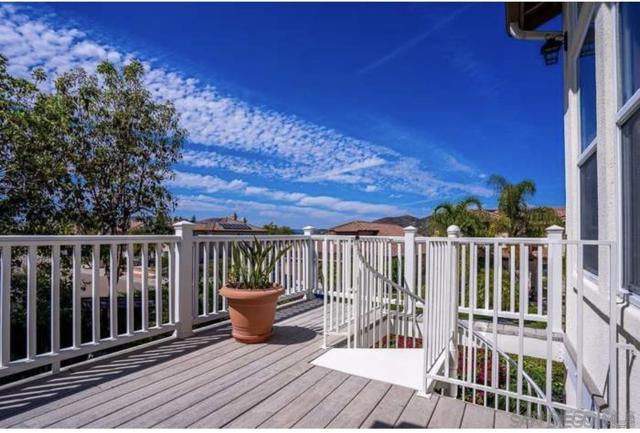 16624 Santa Mariana Ct, San Diego CA: https://media.crmls.org/mediaz/04348b98-86bc-4192-a470-3d4e916762e6.jpg