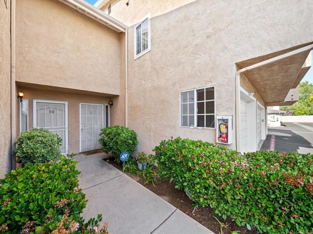 Detail Gallery Image 6 of 30 For 1465 East Lexington Ave 11c,  El Cajon,  CA 92019 - 2 Beds | 2/1 Baths
