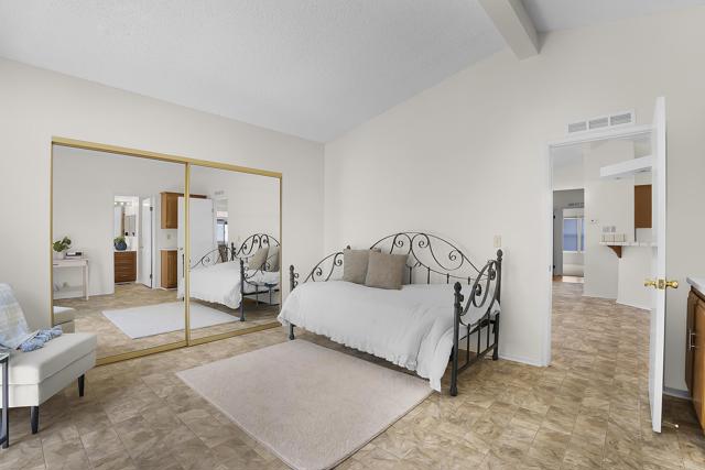 2010 W San Marcos Boulevard, San Marcos CA: https://media.crmls.org/mediaz/0437bf25-f1fe-484f-a964-ddcb8505f288.jpg