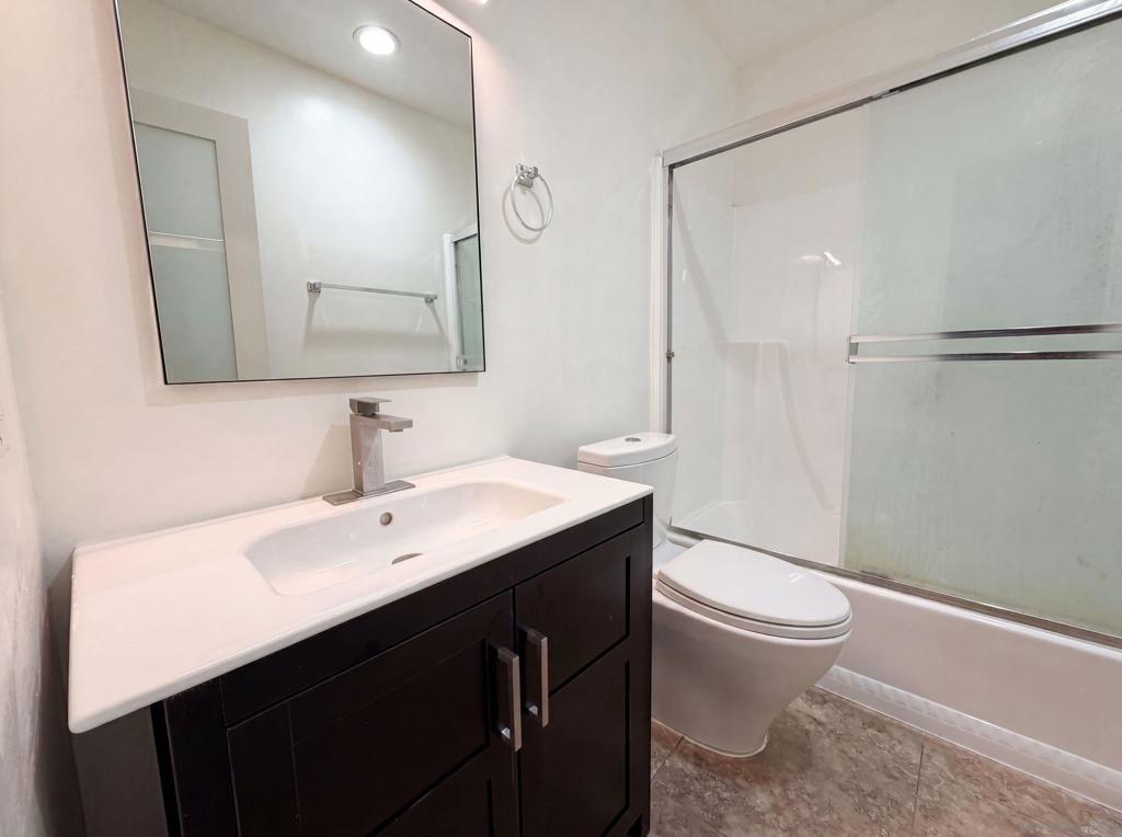 2334 Hosp - photo 8
